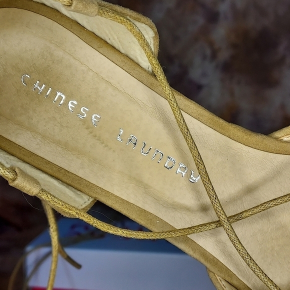 Chinese Laundry ballet flats lace up faux microsuede camel tan brown 10 - Picture 8 of 9